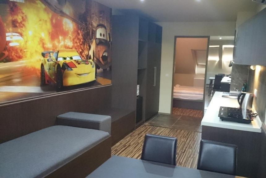 Corvin Apartman Дьюла Екстер'єр фото